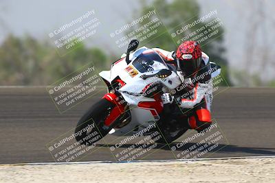 media/Sep-20-2025-TrackDaz (Sat) [[27f0cde673]]/A Group/11am (Turn 2)/